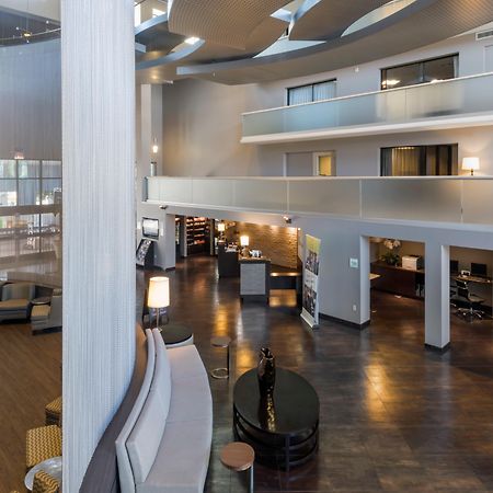 Holiday Inn And Suites Phoenix Airport North By Ihg מראה חיצוני תמונה