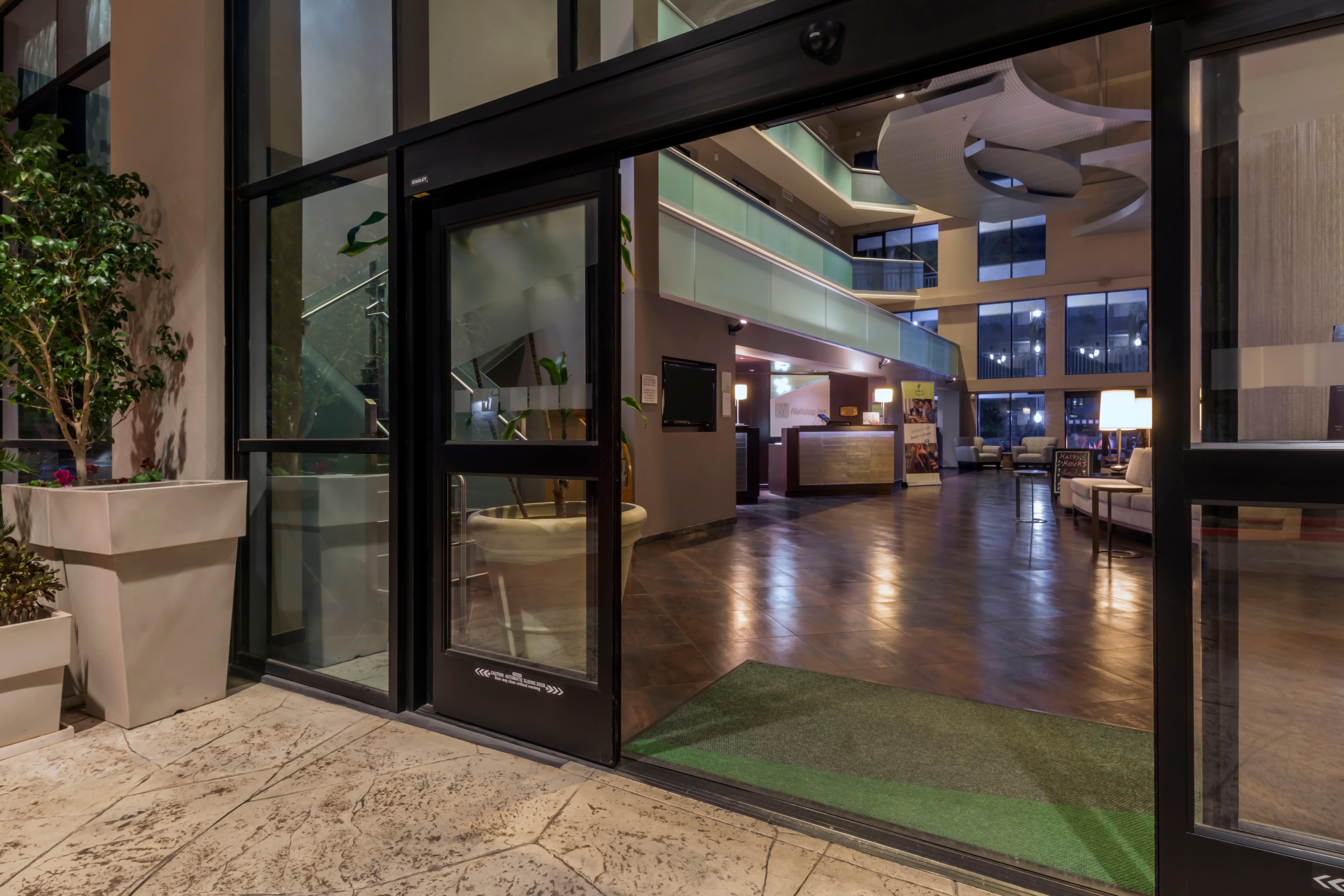 Holiday Inn And Suites Phoenix Airport North By Ihg מראה חיצוני תמונה