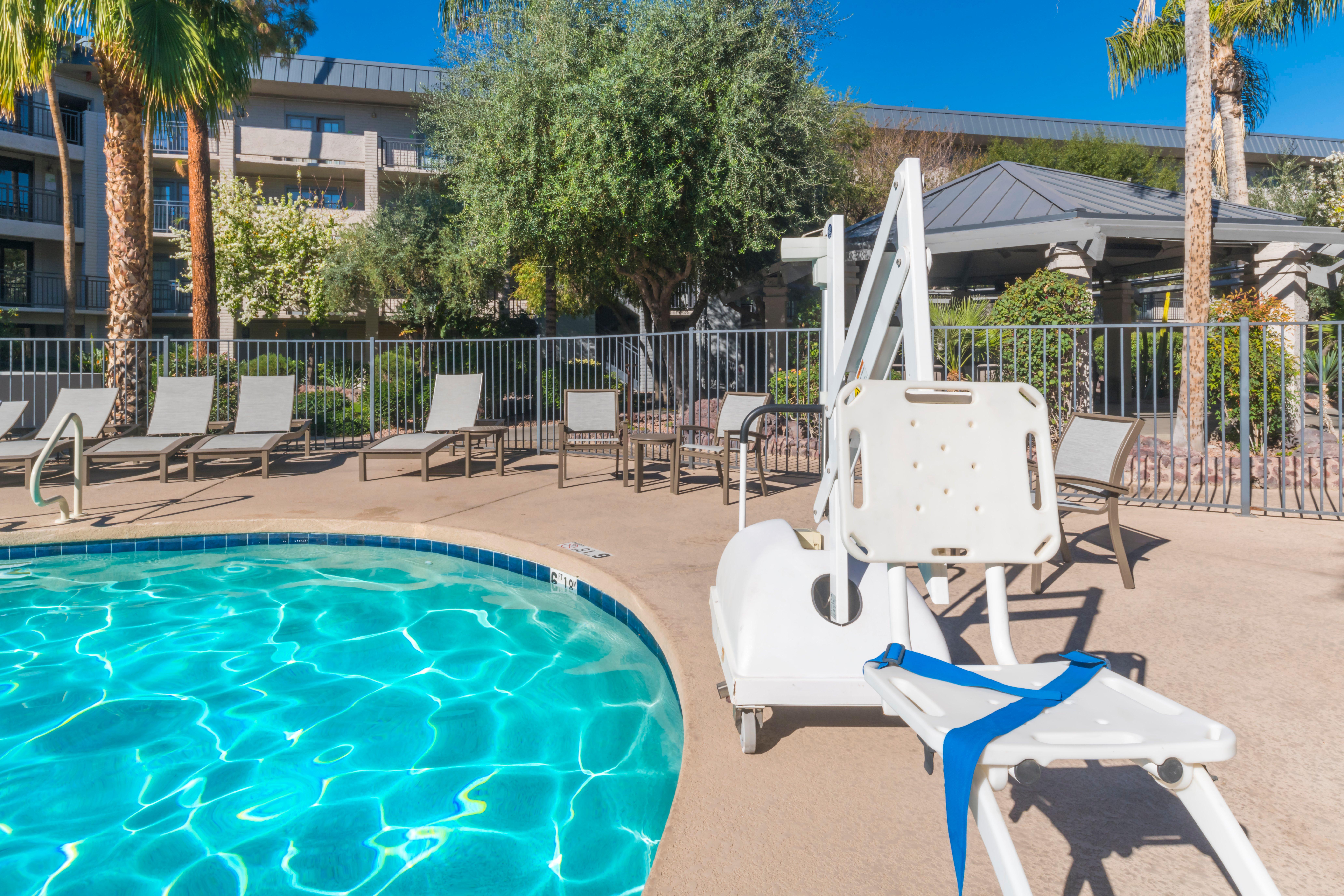 Holiday Inn And Suites Phoenix Airport North By Ihg מראה חיצוני תמונה