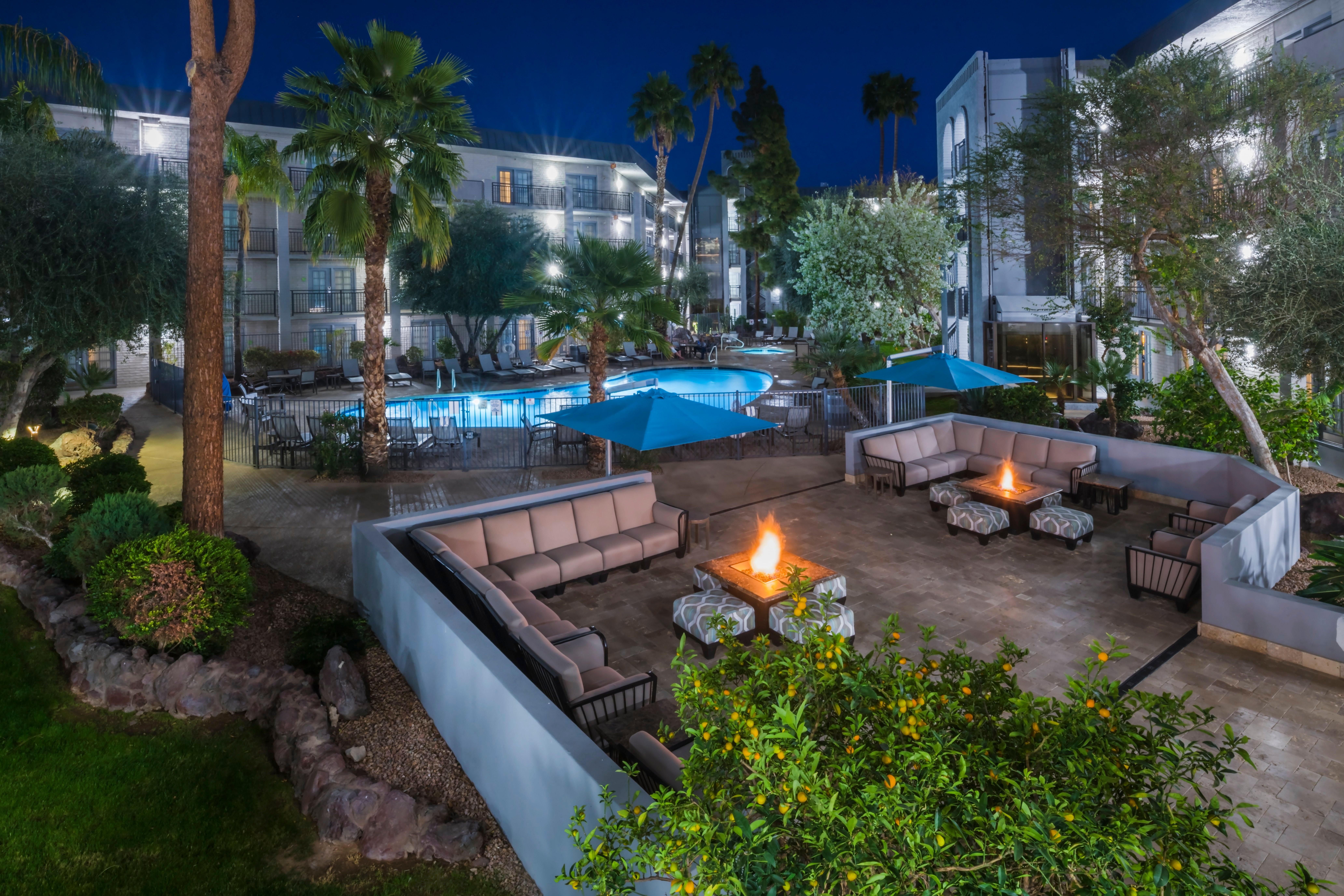 Holiday Inn And Suites Phoenix Airport North By Ihg מראה חיצוני תמונה