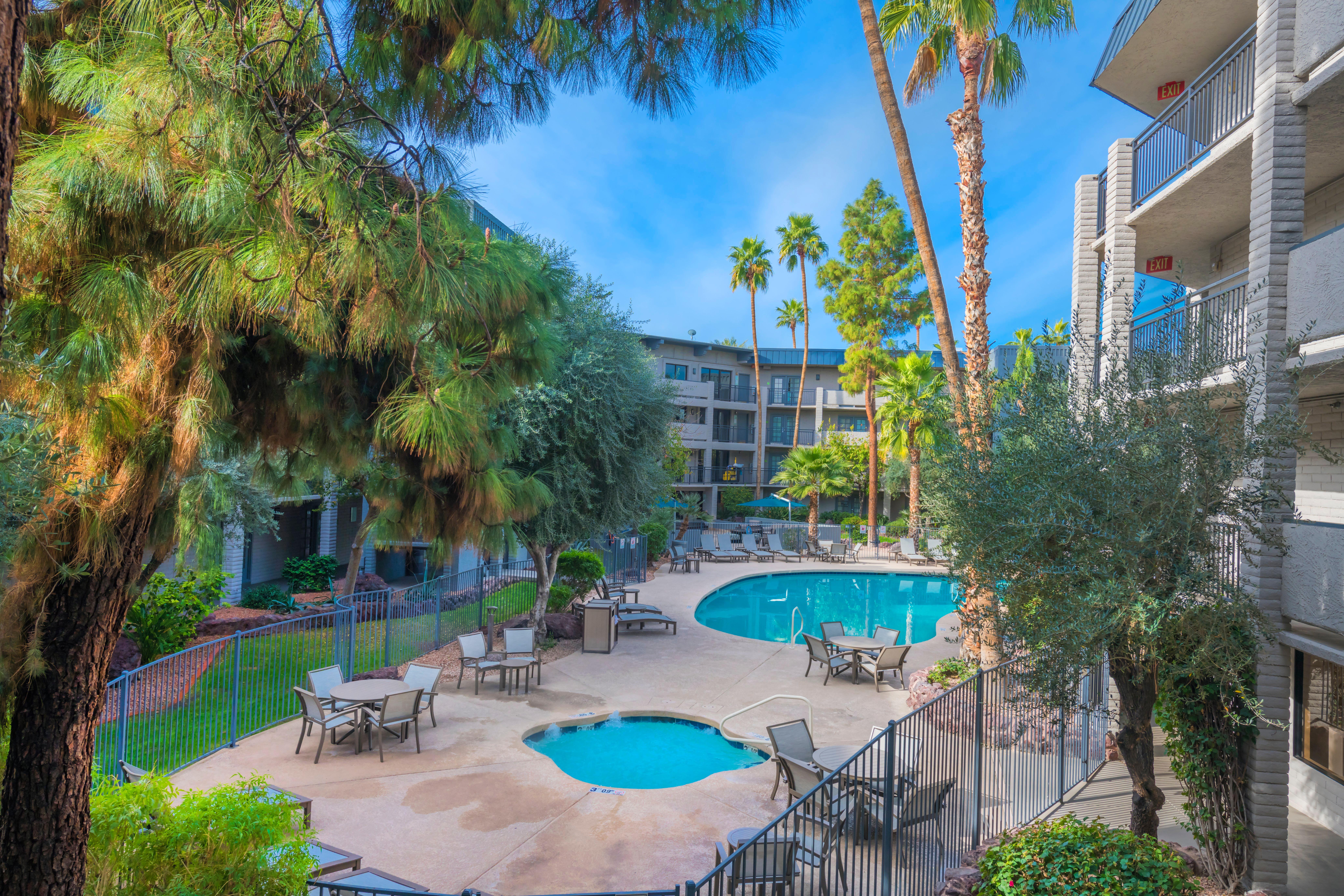 Holiday Inn And Suites Phoenix Airport North By Ihg מראה חיצוני תמונה