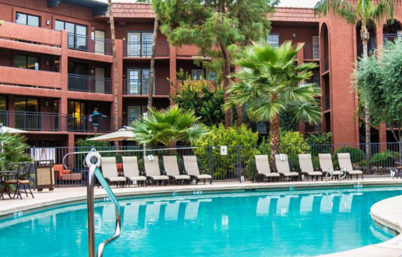 Holiday Inn And Suites Phoenix Airport North By Ihg מראה חיצוני תמונה